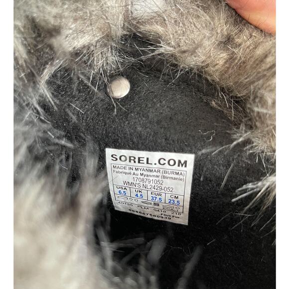 Sorel Joan of Arctic Boots 6.5 - Picture 8 of 9